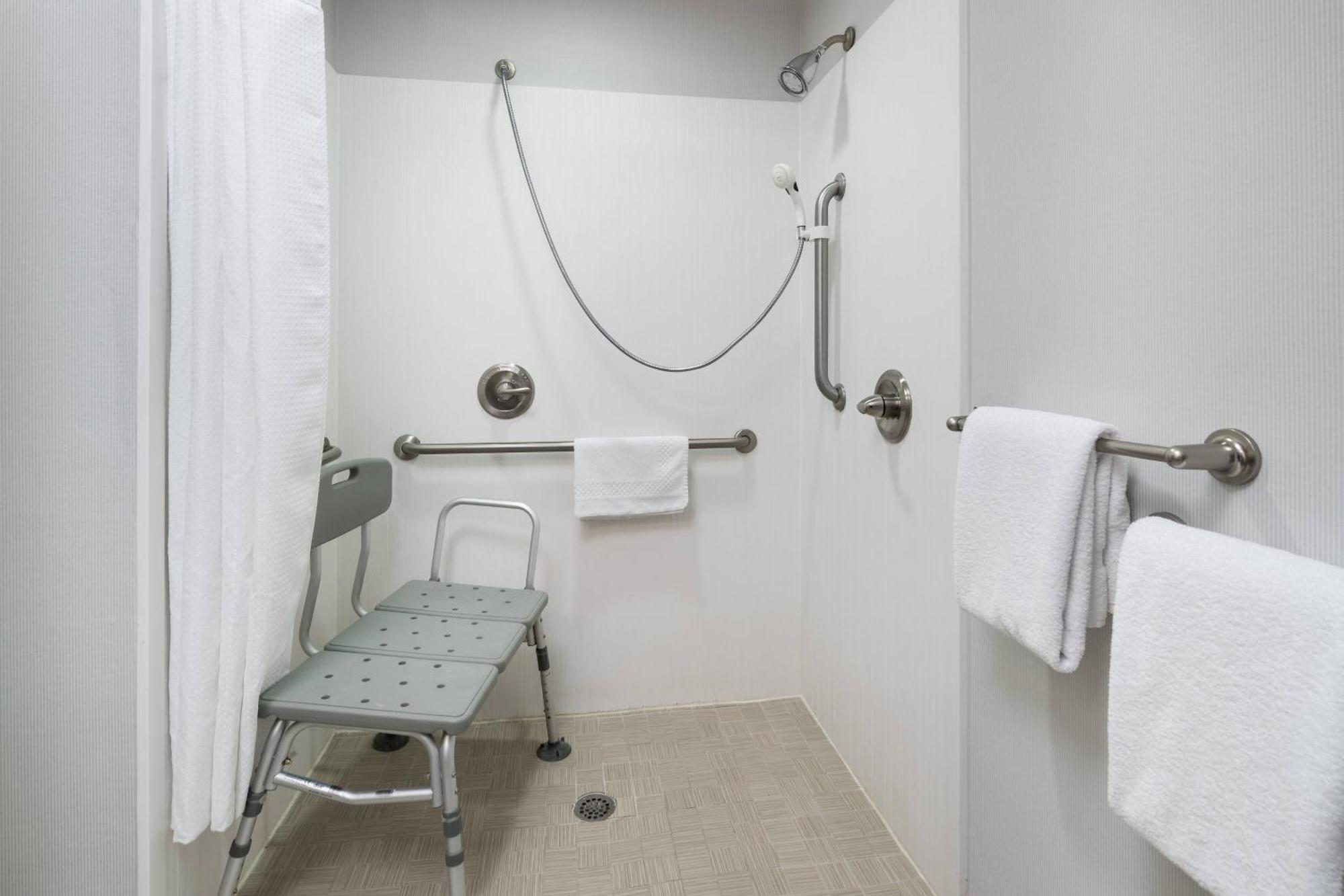 מלון Courtyard By Marriott ווסט אורנג' מראה חיצוני תמונה
